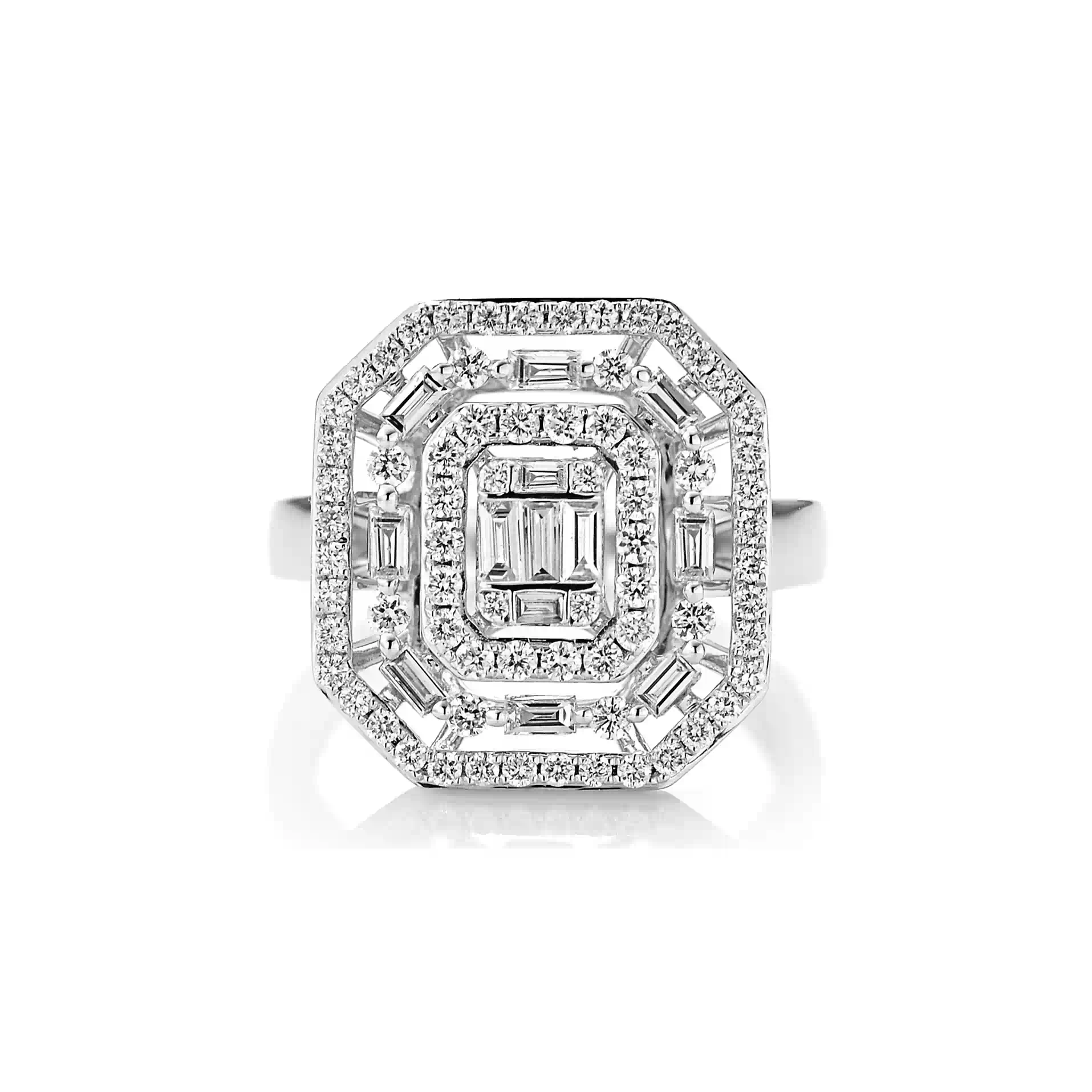 Diamond Ring in White Gold